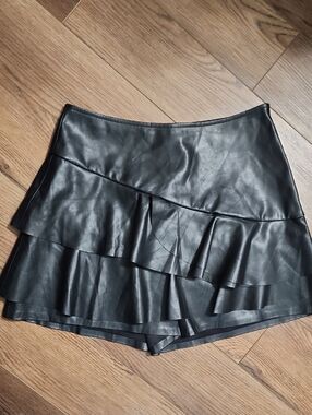Do & Be Faux Leather Ruffle Skort